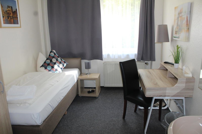 Auto-Parkhotel Hamburg St Pauli, Hamburg, Germany