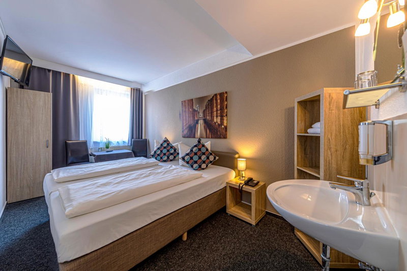 Auto-Parkhotel Hamburg St Pauli, Hamburg, Germany