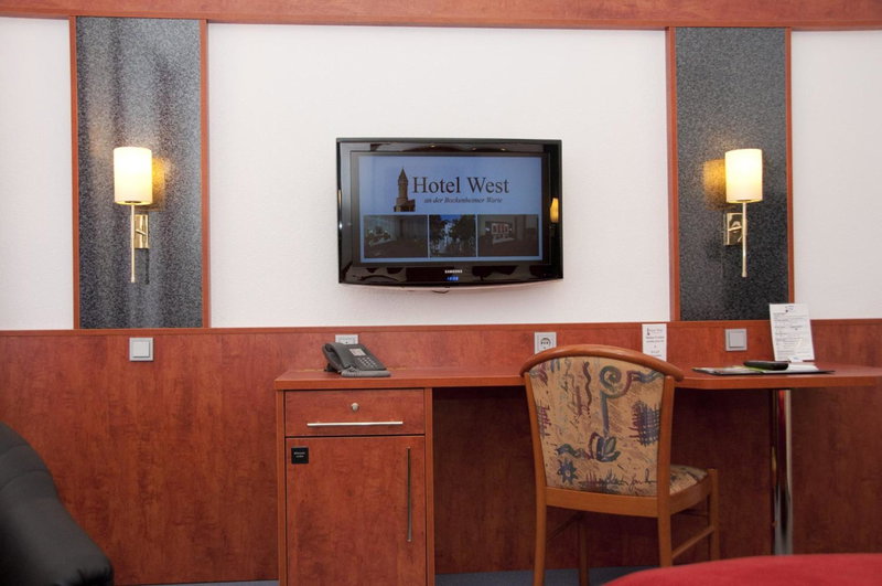 Hotel West an der Bockenheimer Warte, Frankfurt/Main, Alemania