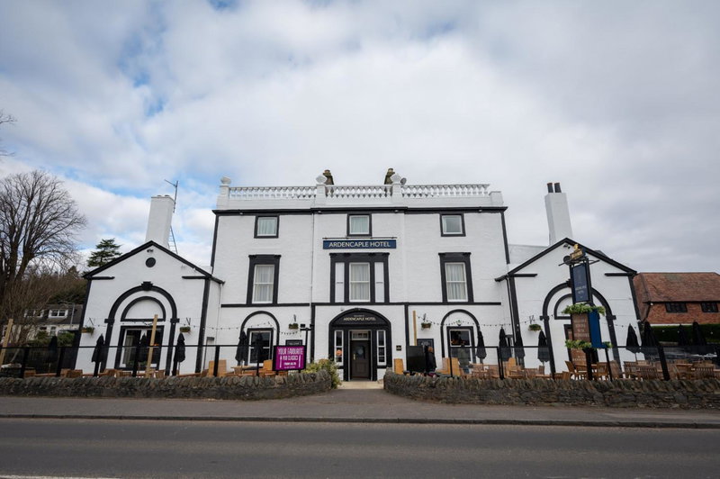 Ardencaple Hotel by Greene King Inns, Helensburgh, Reino Unido