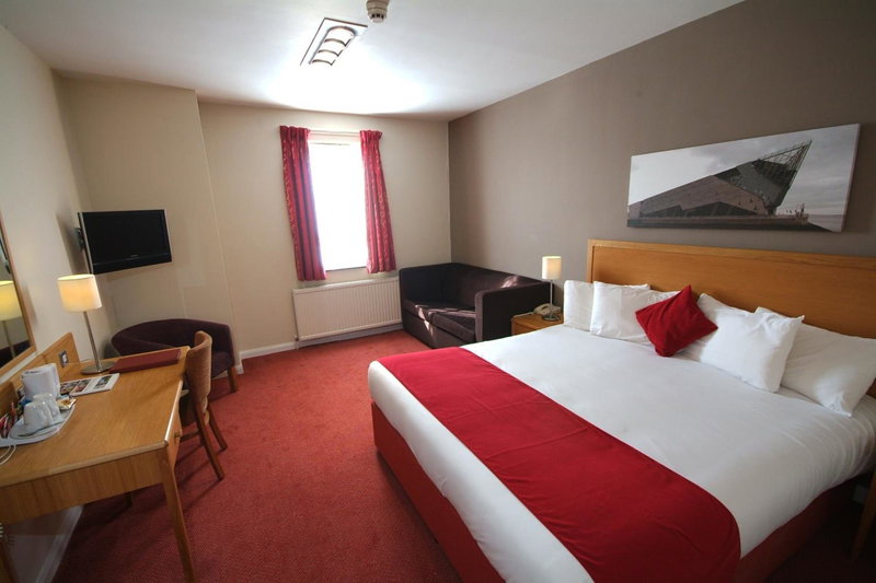 Kingstown Hotel by Greene King Inns, Hull, United Kingdom