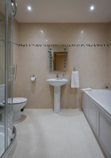Enniskillen Watersedge Apartments, Enniskillen, United Kingdom