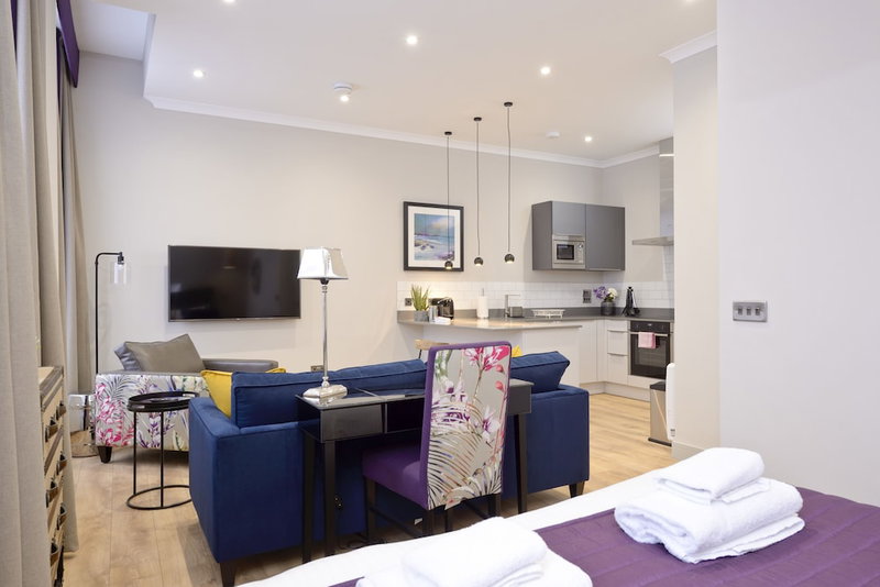 Destiny Scotland Charlotte SQ Apartments, Edinburgh, United Kingdom