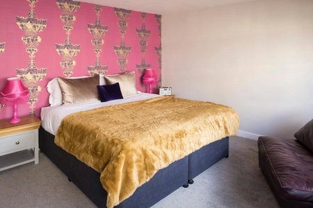 Dream Stays Bath - Queen Street Loft Apartment, Bath, United Kingdom