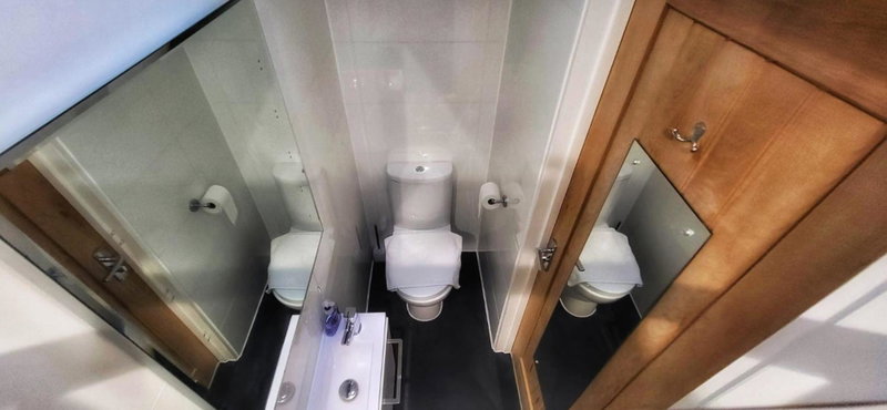 Deepcut Lodge Bed & Breakfast Self Service, Camberley, United Kingdom