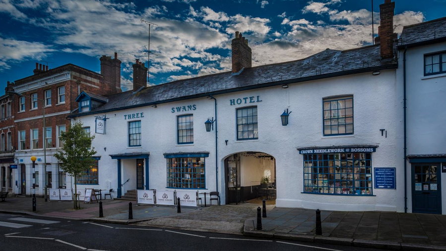 The Three Swans Hotel, Hungerford, Berkshire - The Coaching Inn Group, Hungerford, Royaume-Uni