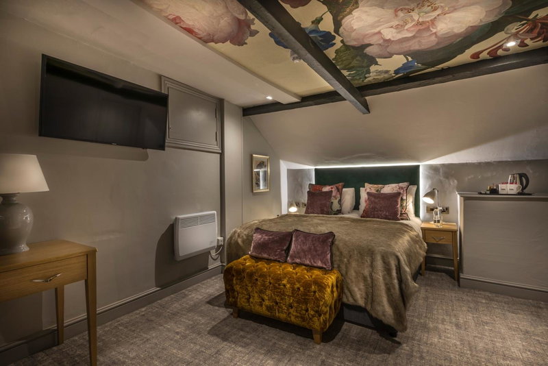 The Three Swans Hotel, Hungerford, Berkshire - The Coaching Inn Group, Hungerford, Royaume-Uni