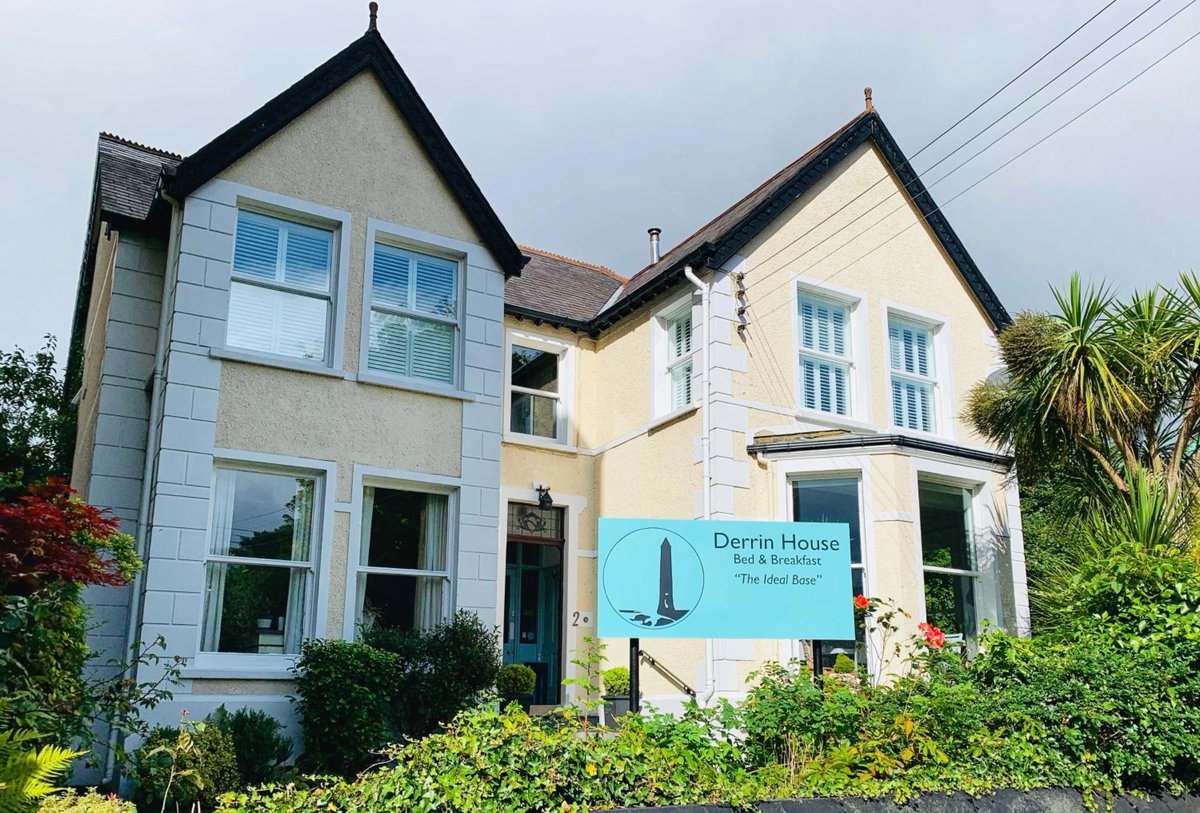 Hotel · Derrin Guest House, Larne
