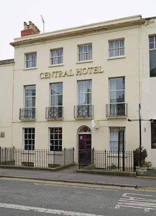 Central Hotel Cheltenham by Roomsbooked, Cheltenham, United Kingdom