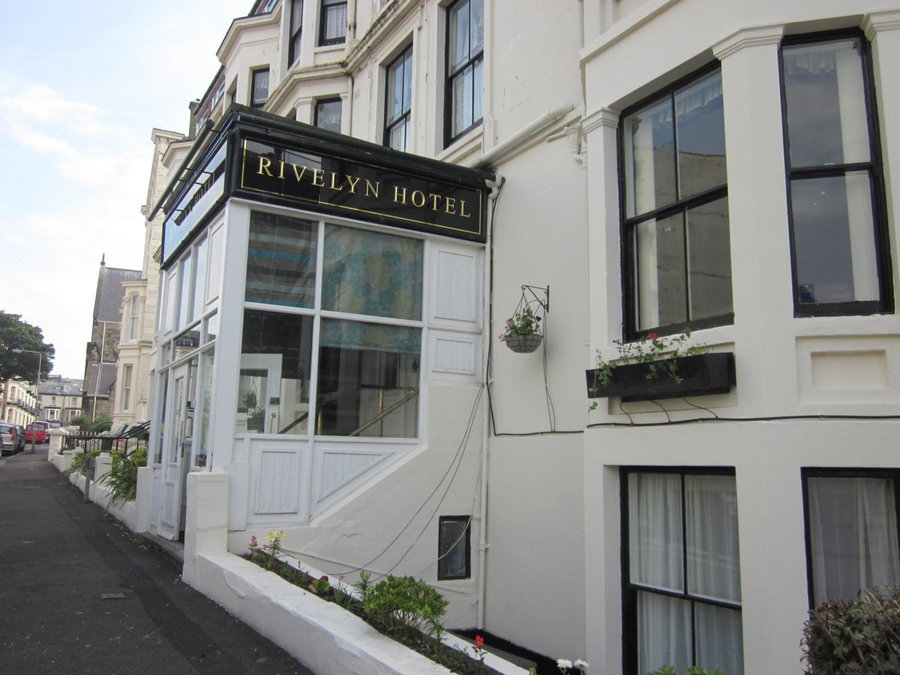 Rivelyn Hotel Bar & Restaurant, Scarborough, United Kingdom