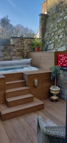 Teardrop Cottage, Knaresborough, United Kingdom
