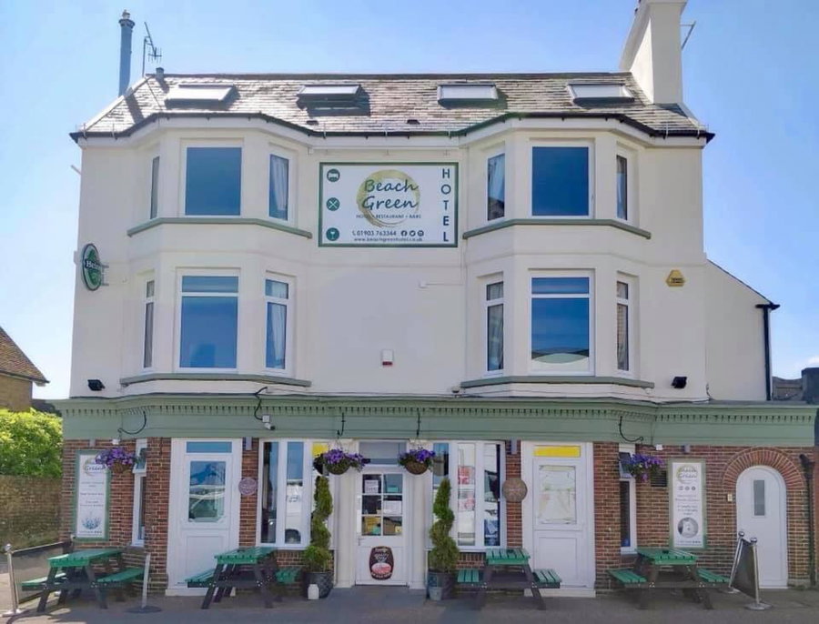 Beach Green Hotel, Lancing, Великобритания