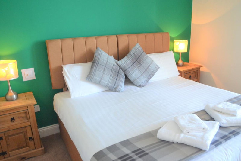 Beach Green Hotel, Lancing, Великобритания