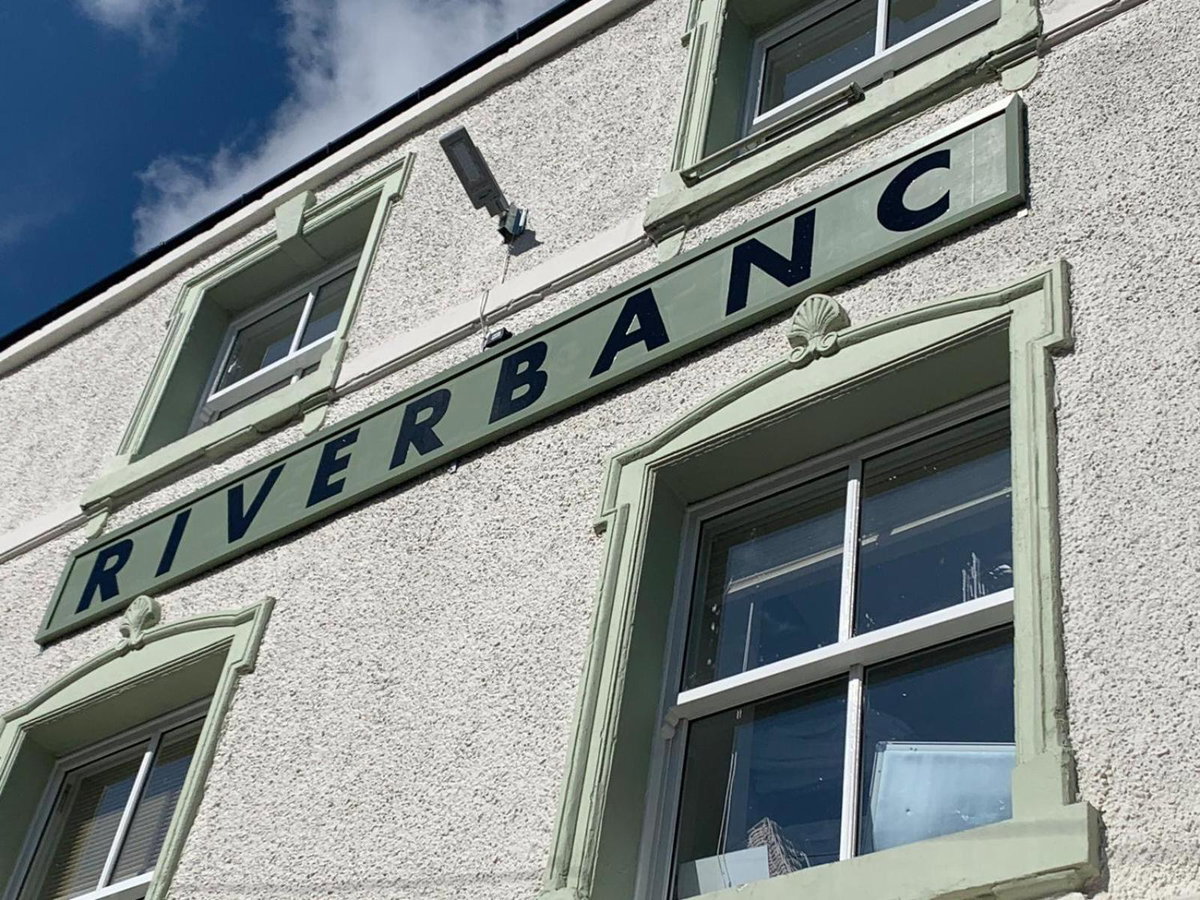 Отель · Riverbanc, Llangollen
