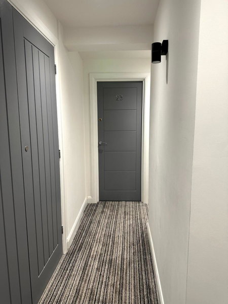 Gainsborough Lodge, Horley, United Kingdom