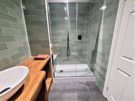 New County Hotel & Serviced Apartments by RoomsBooked, Gloucester, United Kingdom