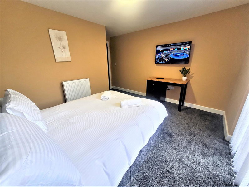 New County Hotel & Serviced Apartments by RoomsBooked, Gloucester, Royaume-Uni