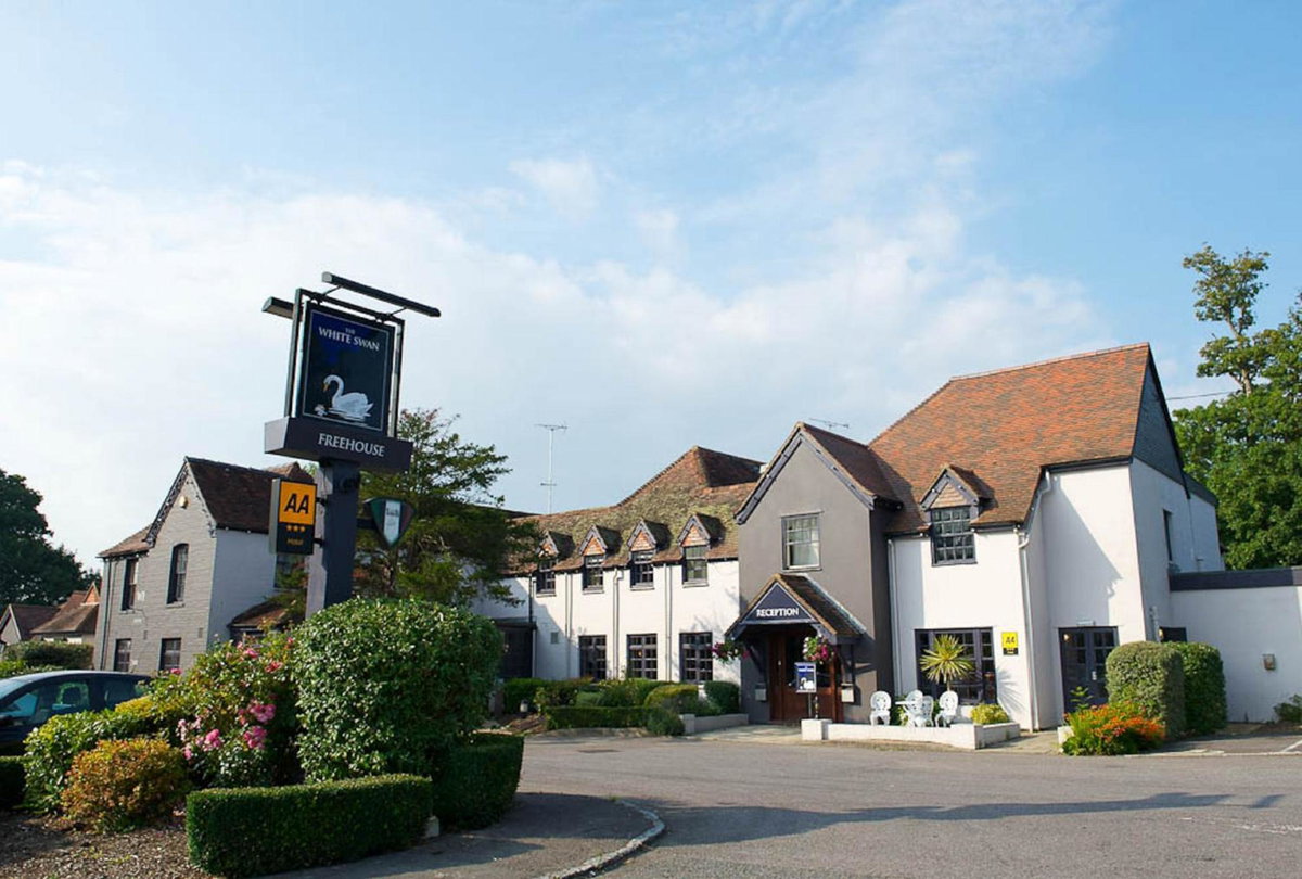 Hotel · The White Swan, Arundel
