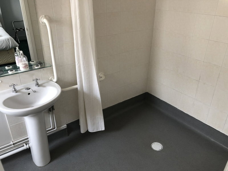 Clee Hotel, Cleethorpes, United Kingdom