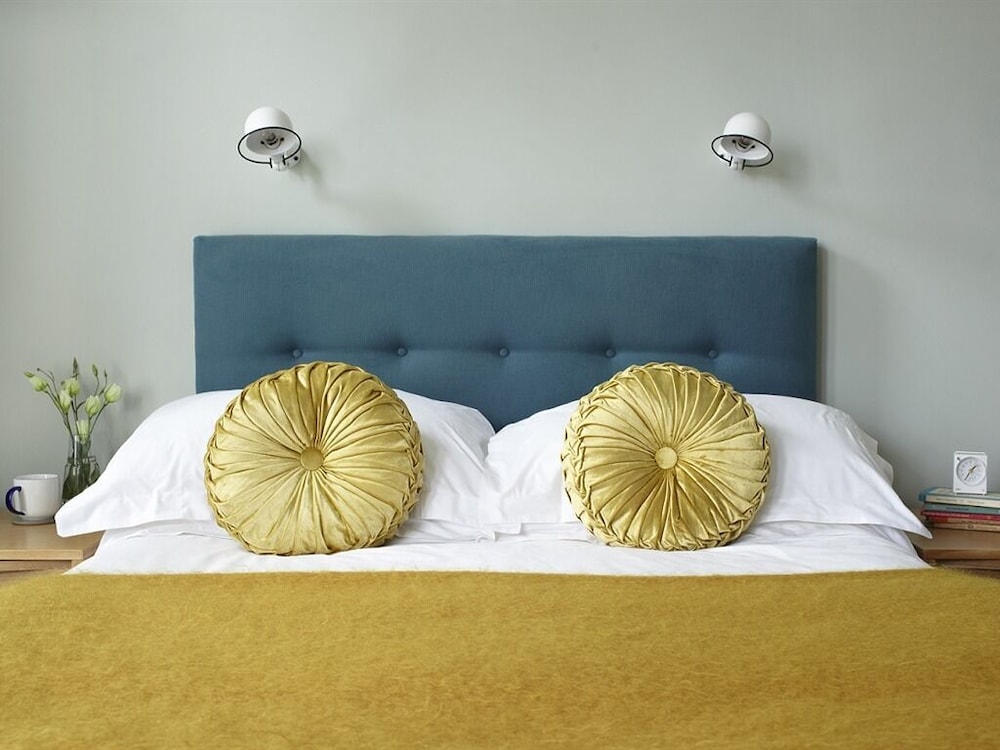 Hotel · The Lerryn Hotel, Falmouth