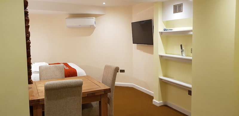 Amsterdam Hotel and A Bar, Brighton, United Kingdom