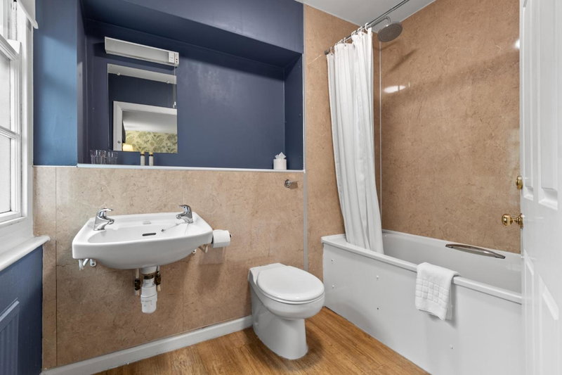 Mariners Hotel, Haverfordwest, United Kingdom