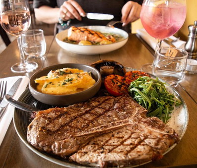 The Kings Head Inn, Home of The Acle Steak, Acle, United Kingdom