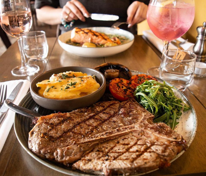 The Kings Head Inn, Home of The Acle Steak, Acle, United Kingdom
