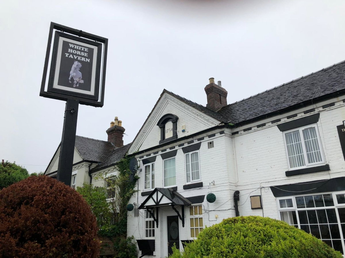 Hotel · White Horse Tavern, Telford