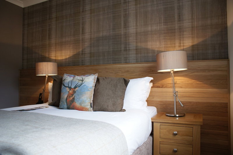 The Glen Mhor Hotel and Uile-bheist Brewery & Distillery, Inverness, Великобритания