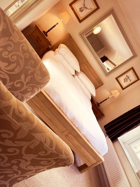 Inn For All Seasons, Carterton, United Kingdom