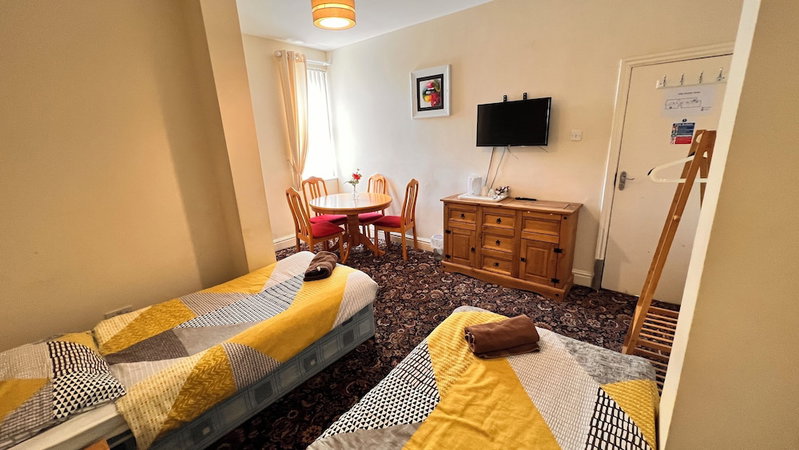 Castle Lodge Guest House, Liverpool, United Kingdom