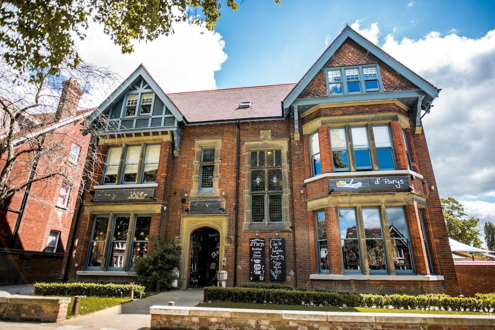 Hotel · D'Parys, Bedford