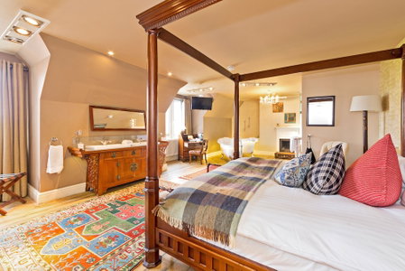 D'Parys, Bedford, United Kingdom