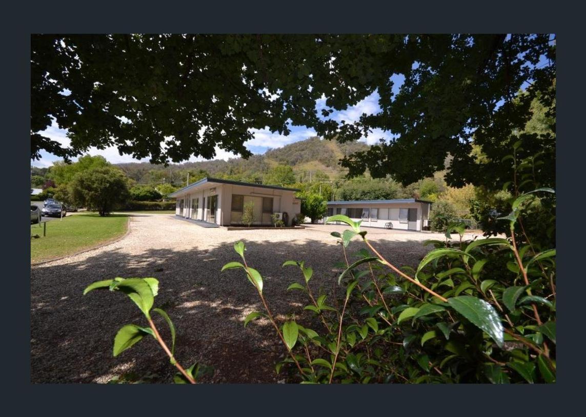 Hotel · Mount Beauty Motor Inn, Mount Beauty