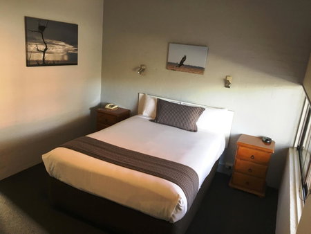 Nicholas Royal Motel - Hay CBD, Hay, Australia