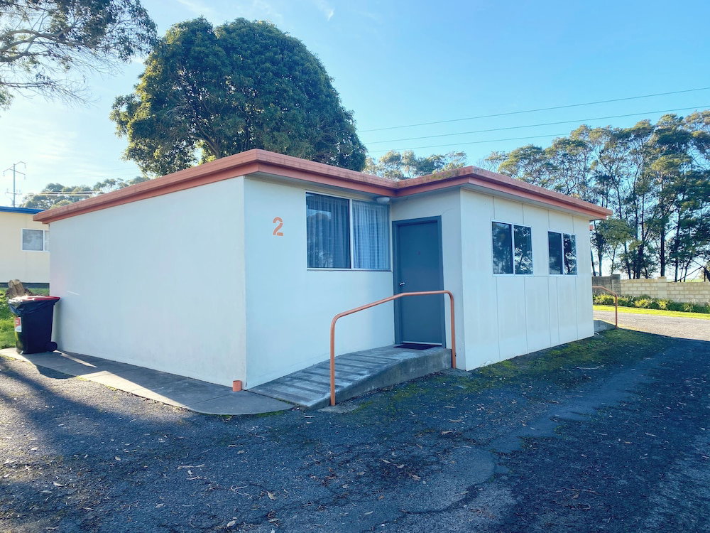 Hotel · Limestone Coast Tourist Park, Glenburnie