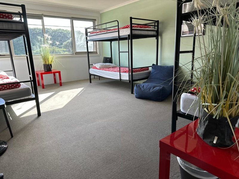 Sow and Piglets Guesthouse, Port Campbell, Australia
