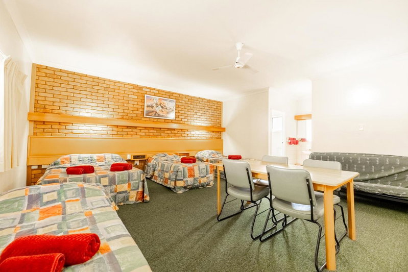 Landsborough Lodge Motel, Barcaldine, Australia