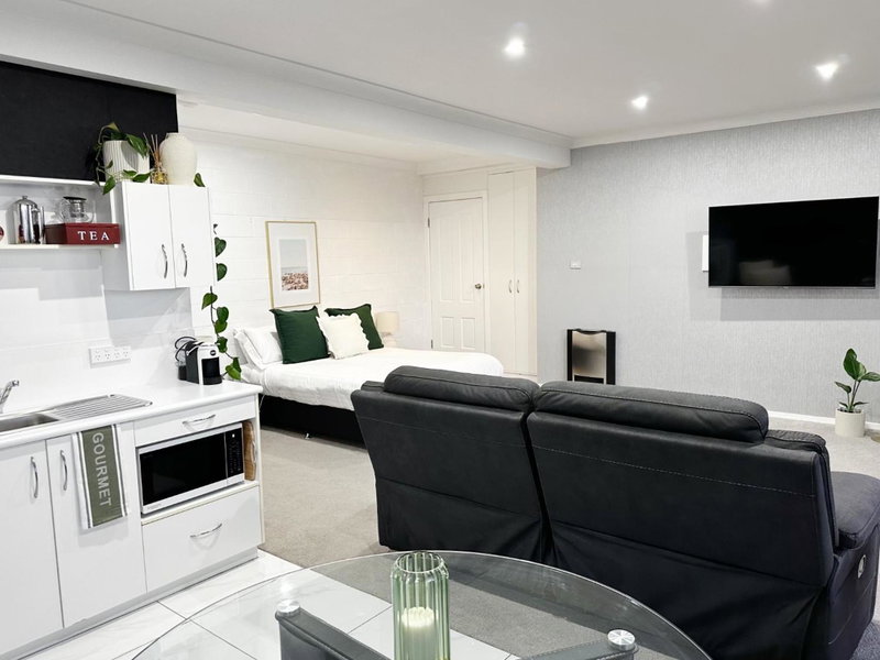 Sheer Pleasure Accommodation, Smithton, Australia