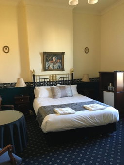 Toorak Manor Hotel Free Parking, South Yarra, Australia