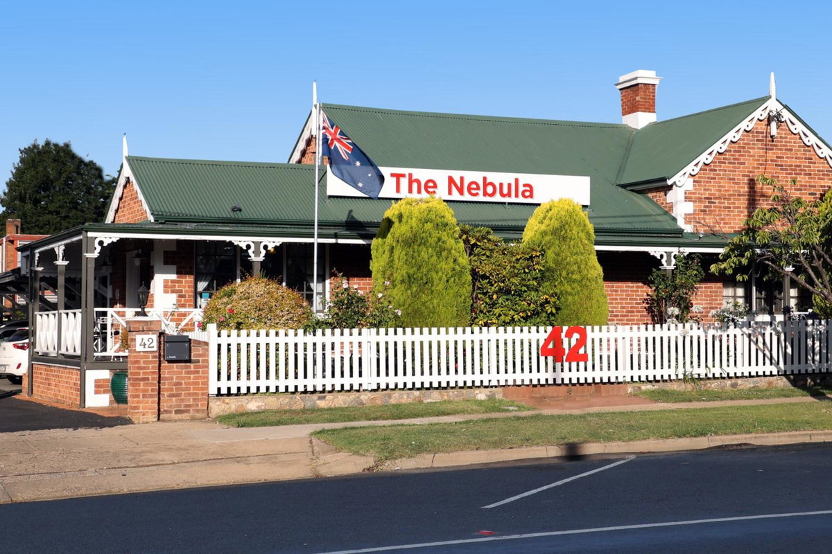 Nebula Motel, Australia