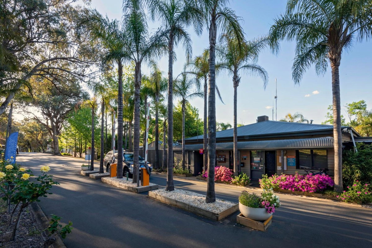 Discovery Parks - Lake Hume, Victoria, Australia