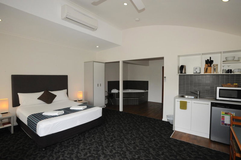 Shoredrive Motel, Townsville, Australia