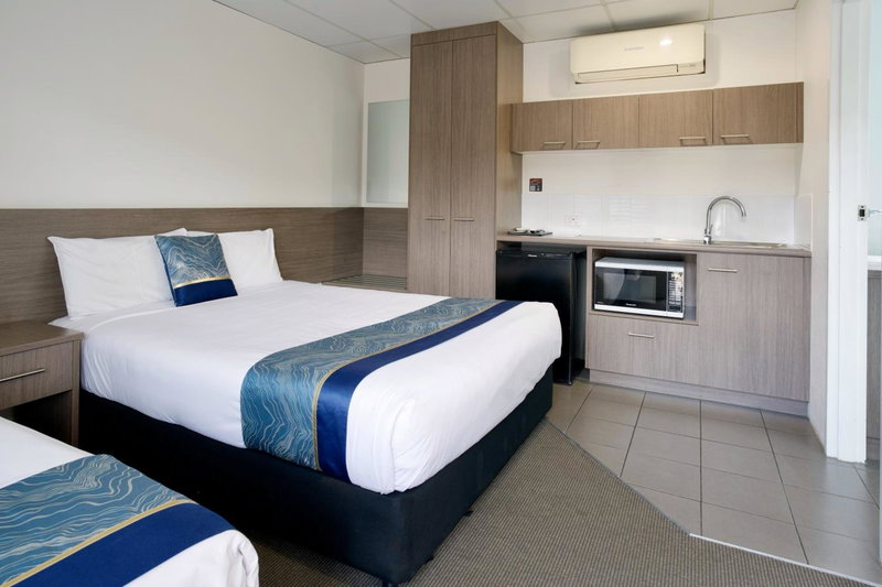 Chalet Motor Inn, Bundaberg, Australia