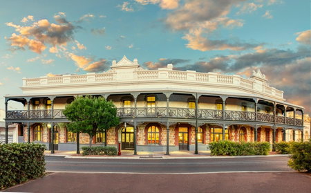 Farmers Home Hotel, Northam, Australia