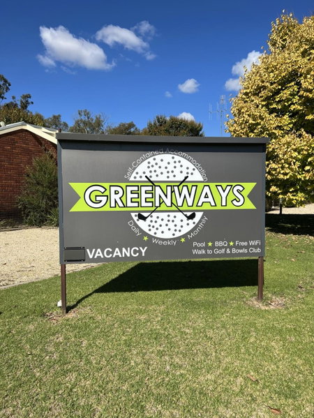 Greenways Holiday Units, Tocumwal, Australia