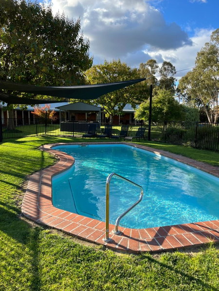 Greenways Holiday Units, Tocumwal, Australia