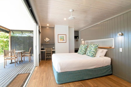 The Bungalows - Absolute Beachfront, Mission Beach, Australia