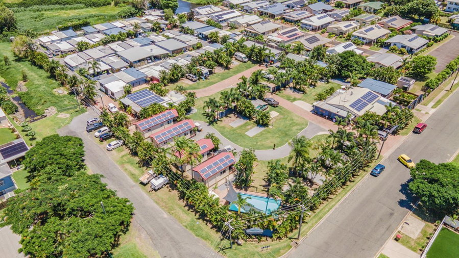 Tasman Holiday Parks - Torquay Palms, Hervey Bay, Australia